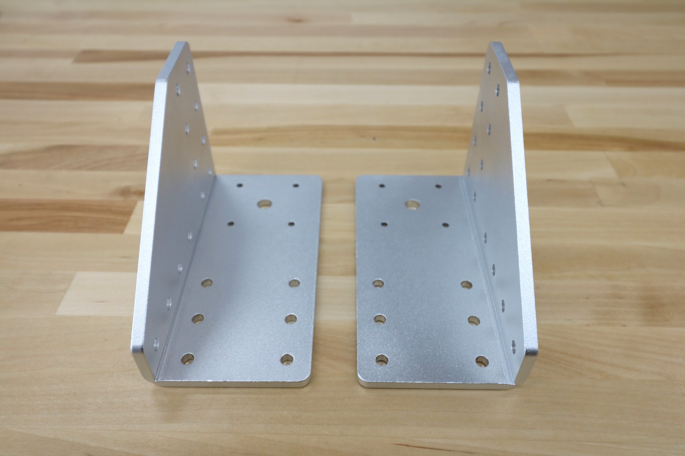 Gantry Corner Brackets 2.JPG