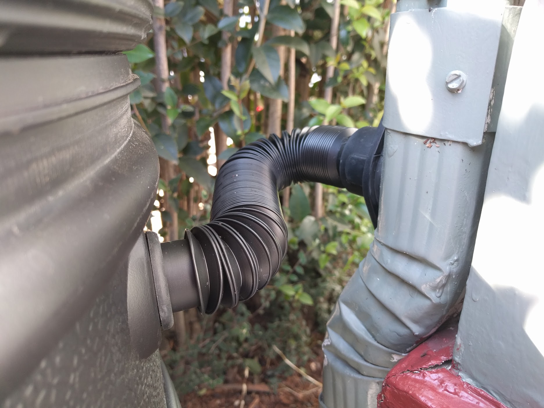 barrel downspout connection
